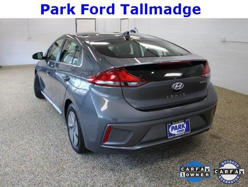 2020 Hyundai IONIQ Hybrid SE