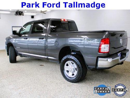2022 RAM 2500 Tradesman Crew Cab 4x4 6'4' Box