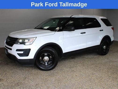 Oxford White 2016 Ford Utility Police Interceptor Base