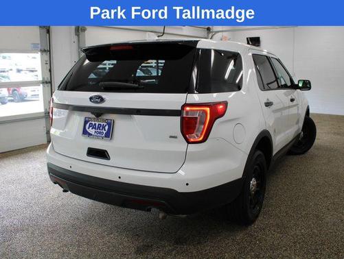 Oxford White 2016 Ford Utility Police Interceptor Base