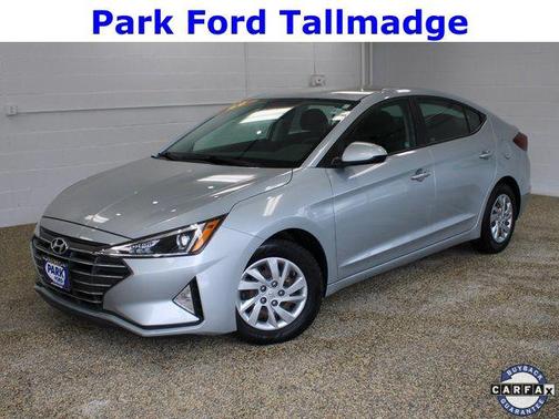 2020 Hyundai ELANTRA SE