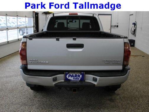 2005 Toyota Tacoma PreRunner Access Cab
