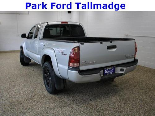 2005 Toyota Tacoma PreRunner Access Cab
