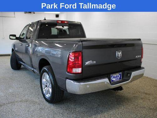 Granite Crystal Metallic Clearcoat 2018 RAM 1500 Big Horn