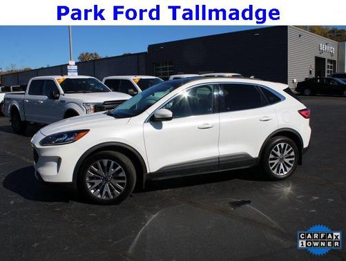 2022 Ford Escape Titanium