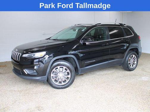 Diamond Black Crystal Pearlcoat 2020 Jeep Cherokee Latitude Plus
