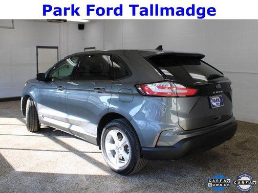 2022 Ford Edge SE