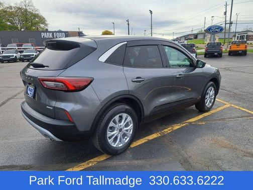 Carbonized Gray Metallic 2023 Ford Escape Active