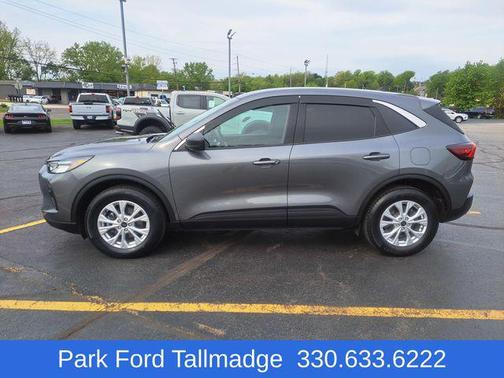 Carbonized Gray Metallic 2023 Ford Escape Active