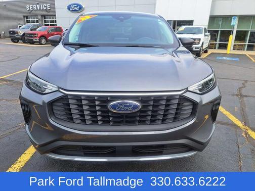 Carbonized Gray Metallic 2023 Ford Escape Active