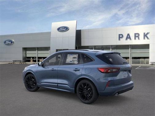 2026 Ford Escape ST-Line Elite