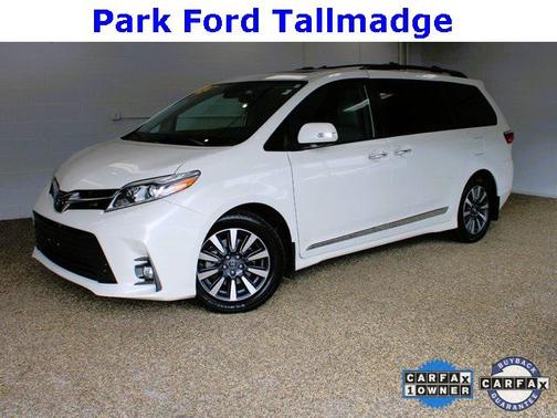 2019 Toyota Sienna Limited Premium