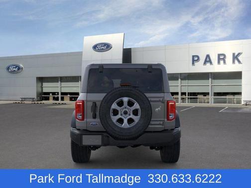 Carbonized Gray Metallic 2026 Ford Bronco Big Bend