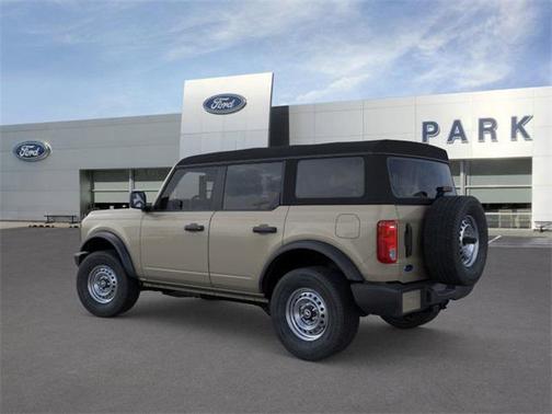 2025 Ford Bronco Base