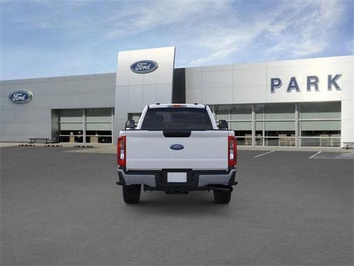2025 Ford F-350 XLT