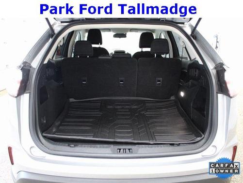 2021 Ford Edge SE