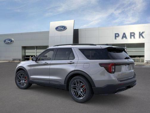 Carbonized Gray Metallic 2026 Ford Explorer ST-Line