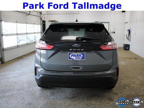 2021 Ford Edge SE