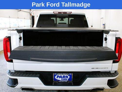White Frost Tricoat 2019 GMC Sierra 1500 Denali