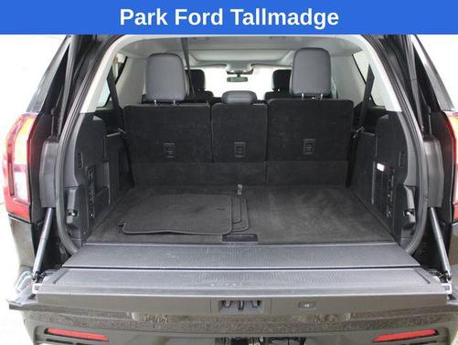 Black Metallic 2025 Ford Expedition Max Active 4x4