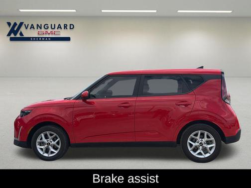 Inferno Red 2024 Kia Soul LX
