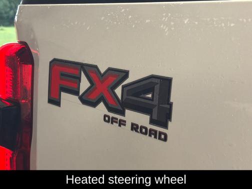 Star White Metallic Tri-Coat 2026 Ford F-250 Platinum