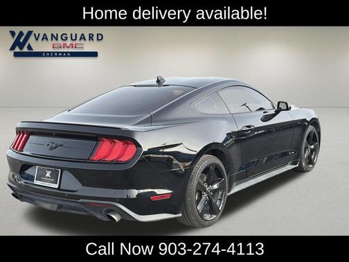 2022 Ford Mustang EcoBoost