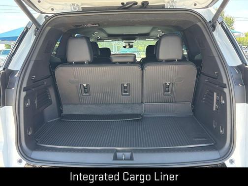 Glacier White Tricoat 2026 GMC Acadia Denali