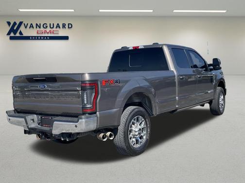 2022 Ford F-350 Lariat