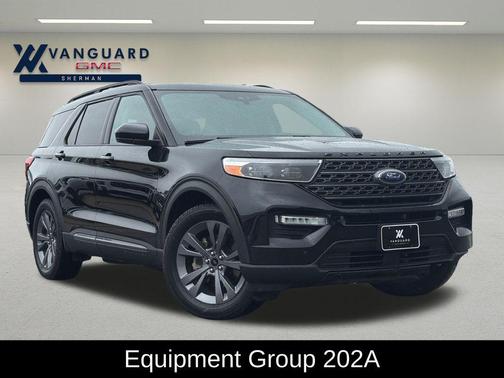 Agate Black Metallic 2022 Ford Explorer XLT