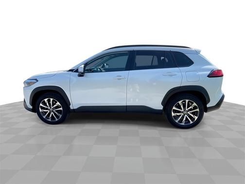 2022 Toyota Corolla Cross XLE
