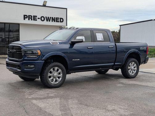2022 RAM 2500 Limited Crew Cab 4x4 6'4' Box