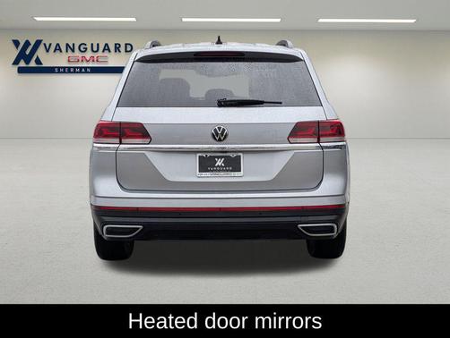 Silver Metallic 2022 Volkswagen Atlas 2.0T SE w/Technology