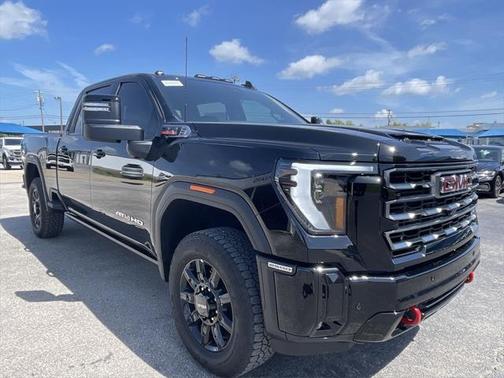 2025 GMC Sierra 2500 AT4