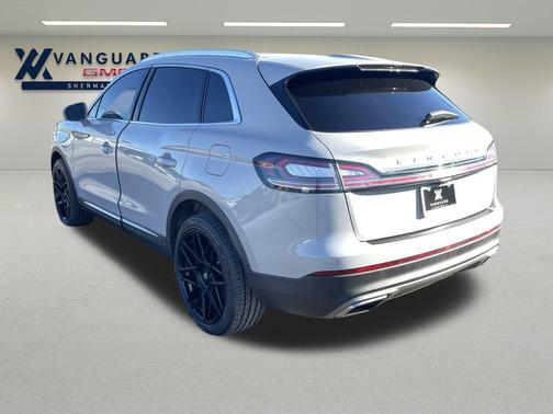 2022 Lincoln Nautilus Standard