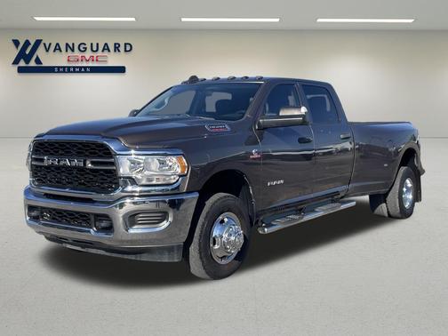 2019 RAM 3500 Tradesman Crew Cab 4x4 8' Box