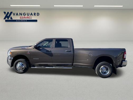 2019 RAM 3500 Tradesman Crew Cab 4x4 8' Box