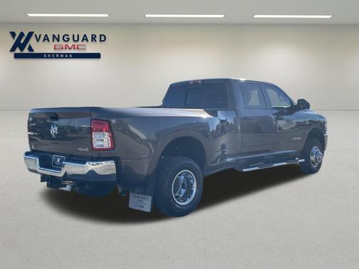 2019 RAM 3500 Tradesman Crew Cab 4x4 8' Box