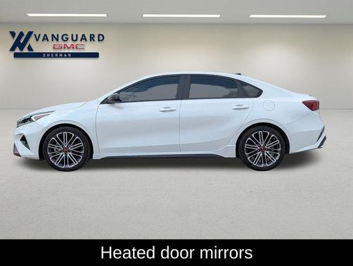 Snow White Pearl 2023 Kia Forte GT