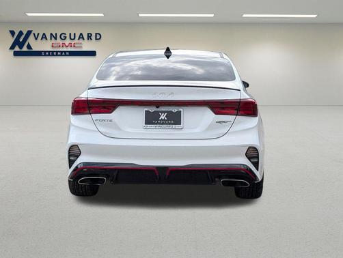 Snow White Pearl 2023 Kia Forte GT