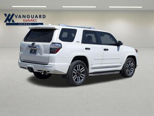 Blizzard Pearl 2020 Toyota 4Runner SR5