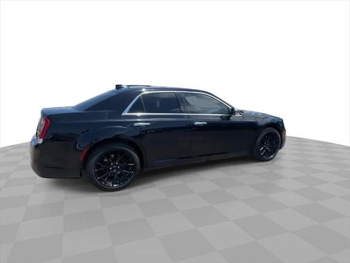 2019 Chrysler 300 C