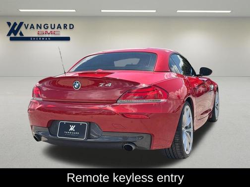 Melbourne Red Metallic 2015 BMW Z4 sDrive35i