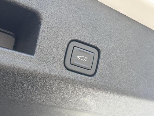 Summit White 2026 GMC Acadia Elevation, FWD