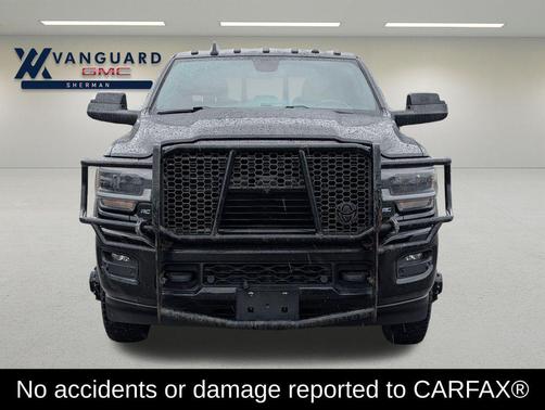 Diamond Black Crystal Pearlcoat 2021 RAM 3500 Laramie Crew Cab 4x4 8' Box