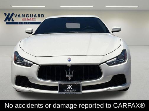 Bianco 2017 Maserati Ghibli Base