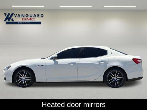 Bianco 2017 Maserati Ghibli Base