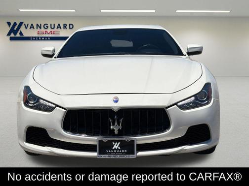 Bianco 2017 Maserati Ghibli Base