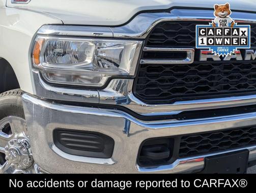 2024 RAM 3500 Tradesman Crew Cab 4x4 6'4' Box