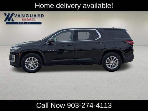 Mosaic Black Metallic 2022 Chevrolet Traverse LS